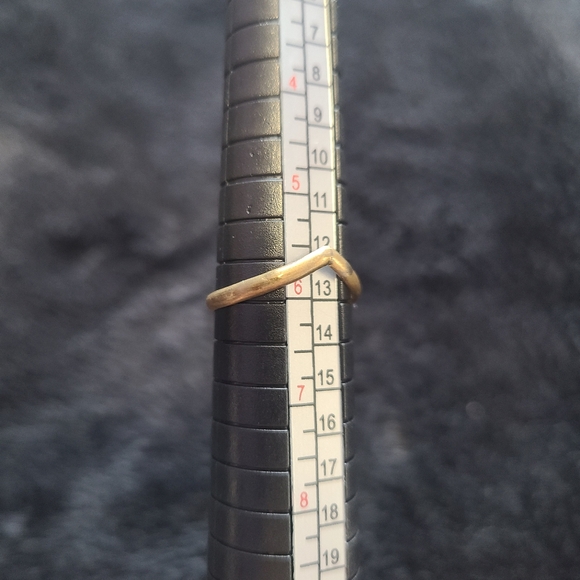 Gold plated Chevron ring - Picture 4 of 4